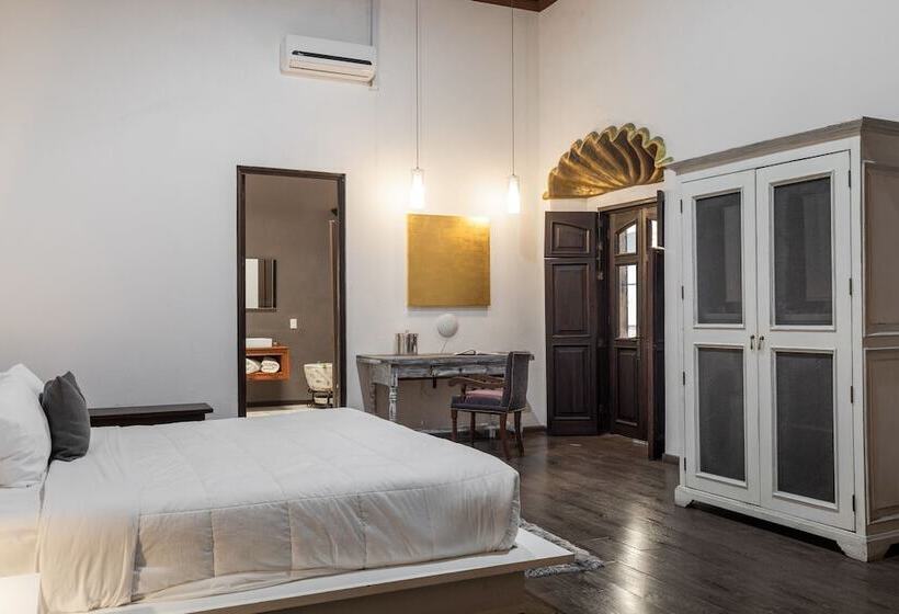 Отель Mesón De Santa Rosa Luxury