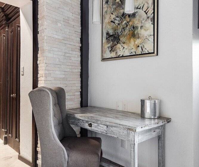 Отель Mesón De Santa Rosa Luxury