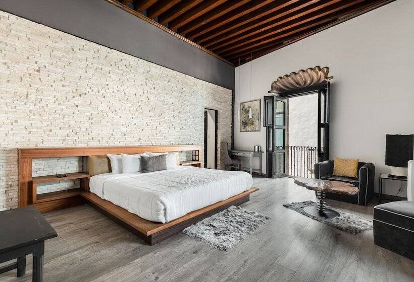 Отель Mesón De Santa Rosa Luxury