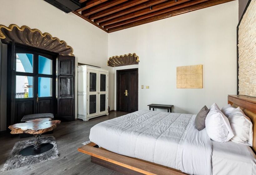 Отель Mesón De Santa Rosa Luxury