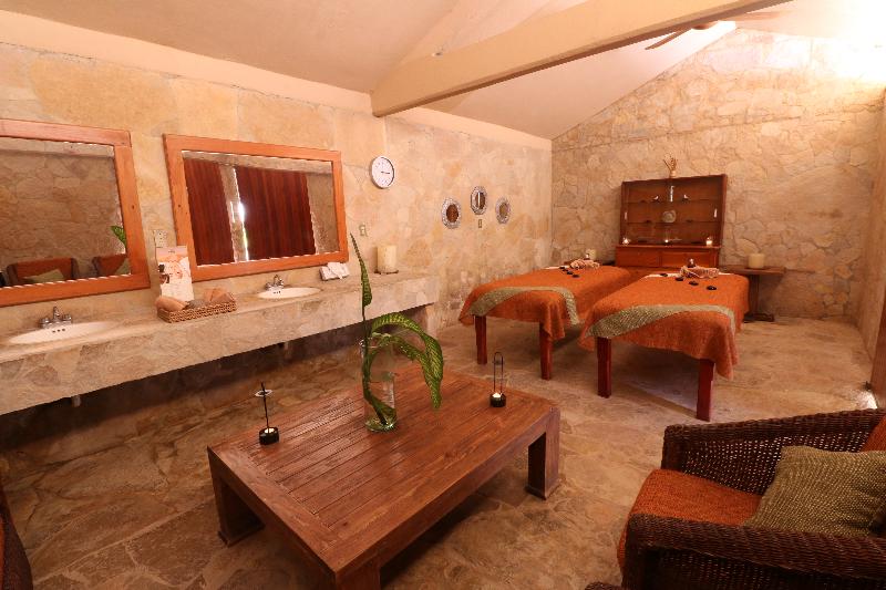 ホテル Mision Palenque