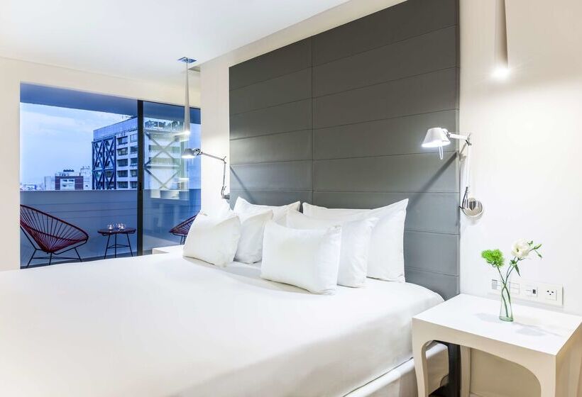 ホテル NH Collection Mexico City Reforma