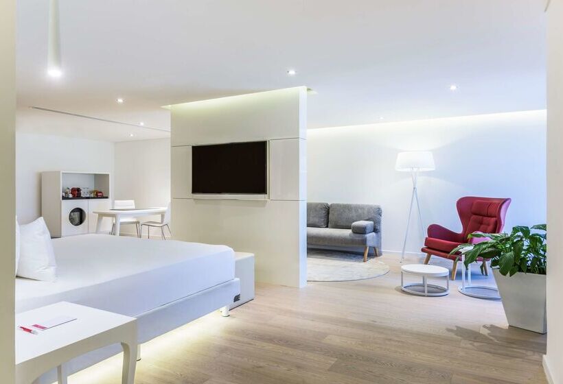 ホテル NH Collection Mexico City Reforma