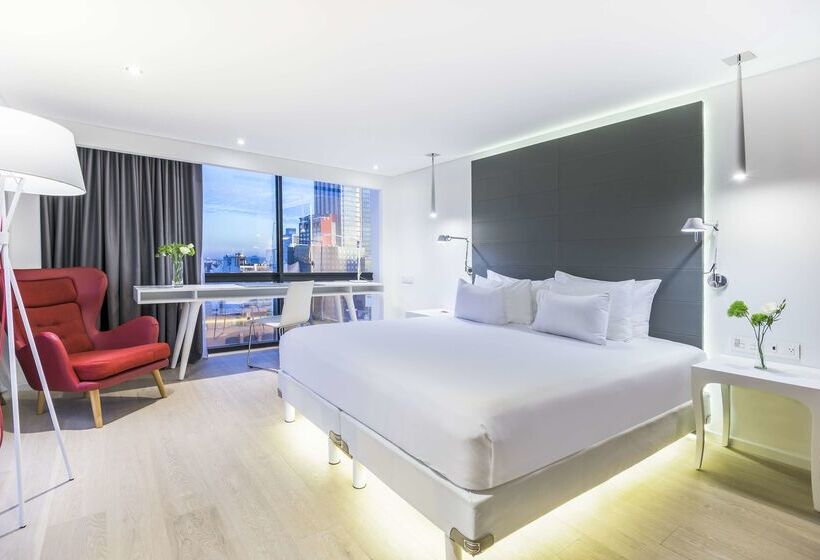 ホテル NH Collection Mexico City Reforma