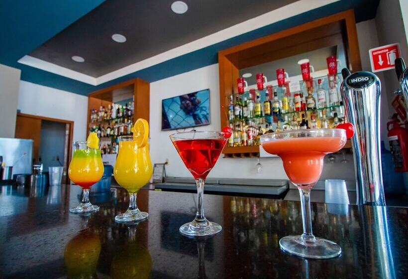 Отель Oceano Palace