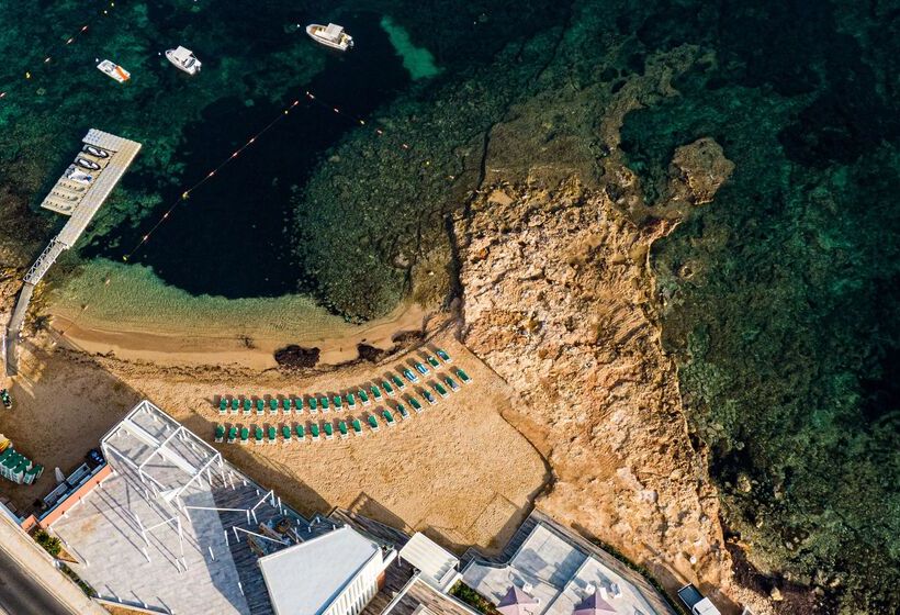 هتل Paradise Bay Resort