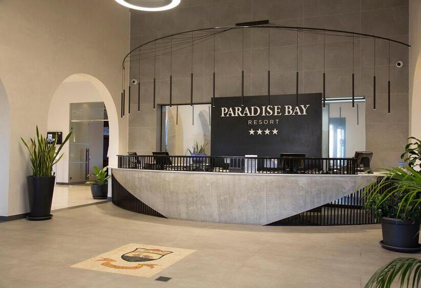 هتل Paradise Bay Resort