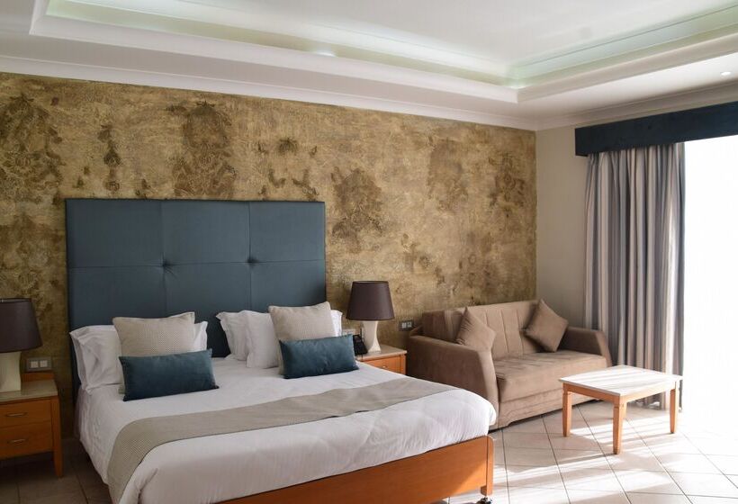 هتل Paradise Bay Resort