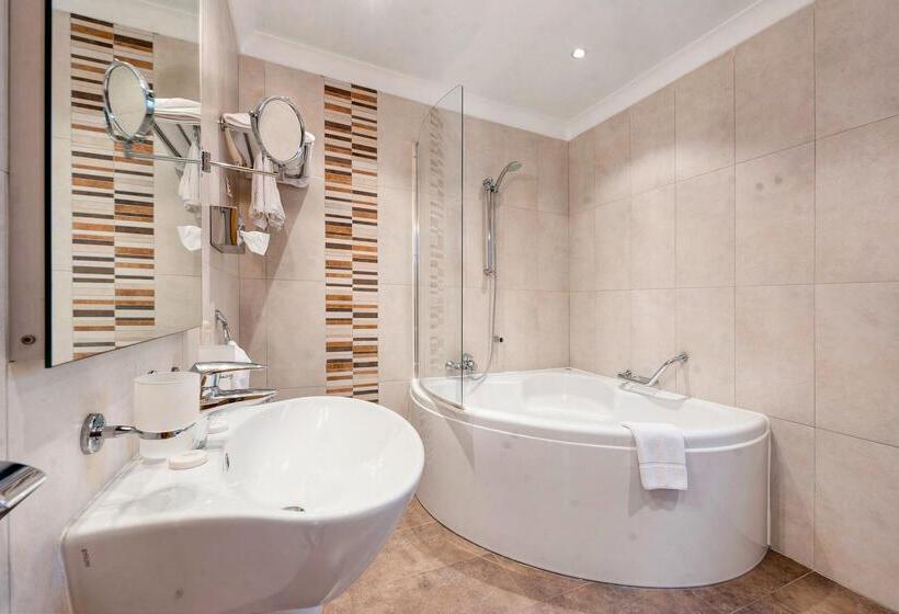 هتل Paradise Bay Resort