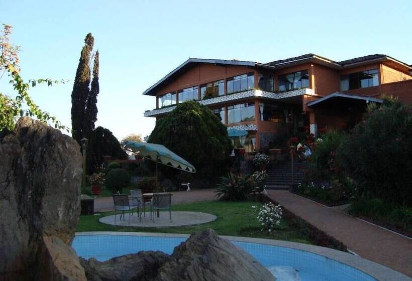 فندق Pie De La Sierra