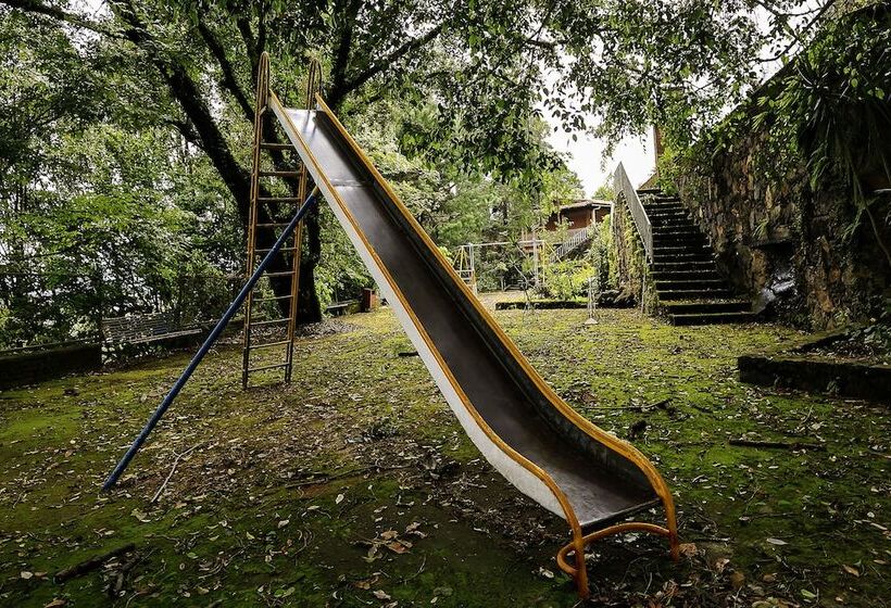 فندق Pie De La Sierra