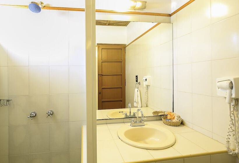 فندق Pie De La Sierra