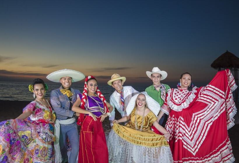 酒店 Playa Los Arcos Beach Resort