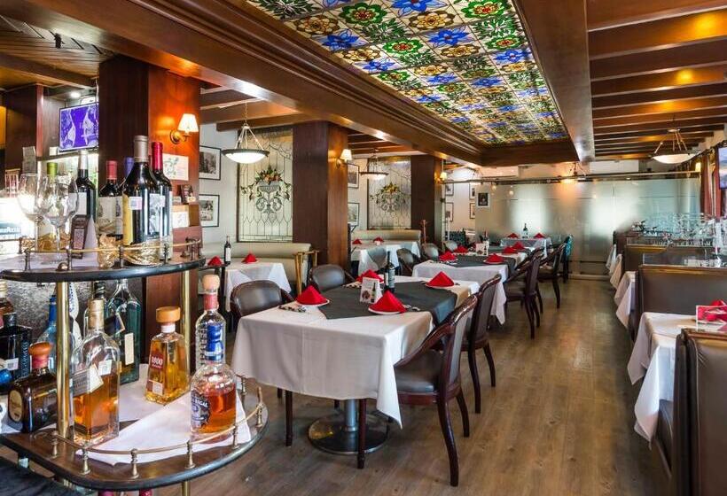 בית מלון כפרי Wyndham Garden Los Mochis Plaza Inn