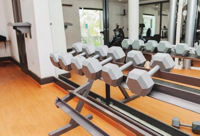 בית מלון כפרי Wyndham Garden Los Mochis Plaza Inn