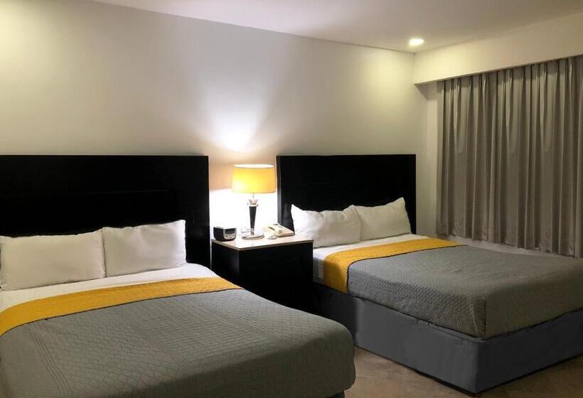 בית מלון כפרי Wyndham Garden Los Mochis Plaza Inn