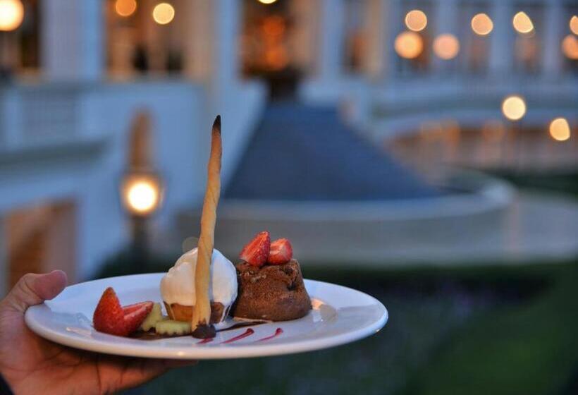 ホテル Polana Serena