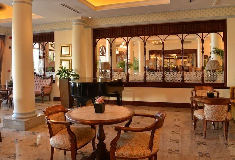 ホテル Polana Serena