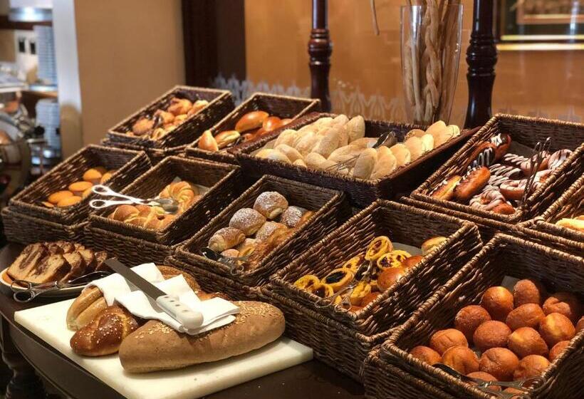 ホテル Polana Serena