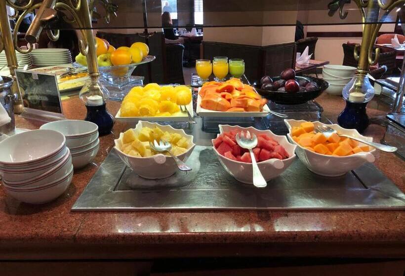 ホテル Polana Serena