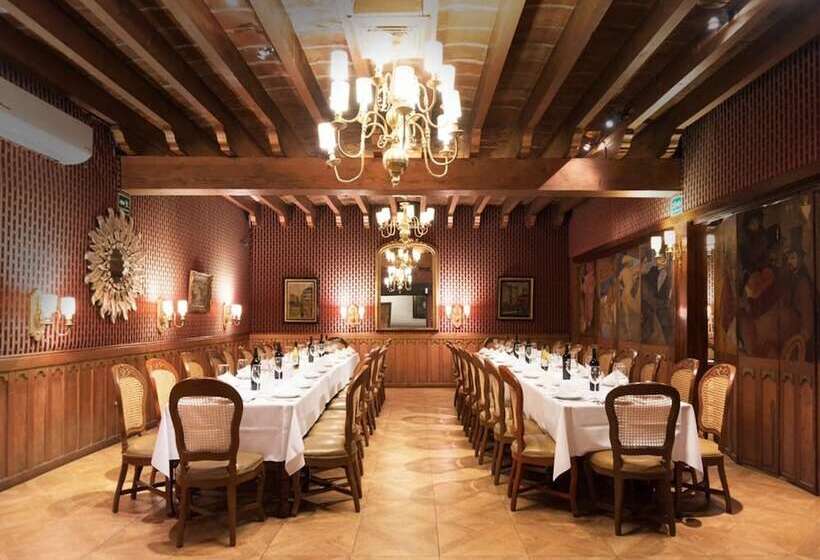 酒店 Posada El Rey Sol