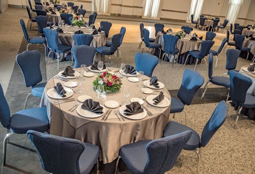 Отель Presidente Intercontinental Puebla, An Ihg