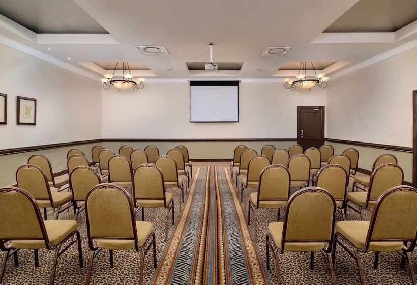 Protea Hotel By Marriott Blantyre Ryalls