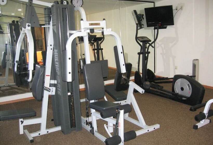 בית מלון כפרי Puerta Del Sol Guadalajara