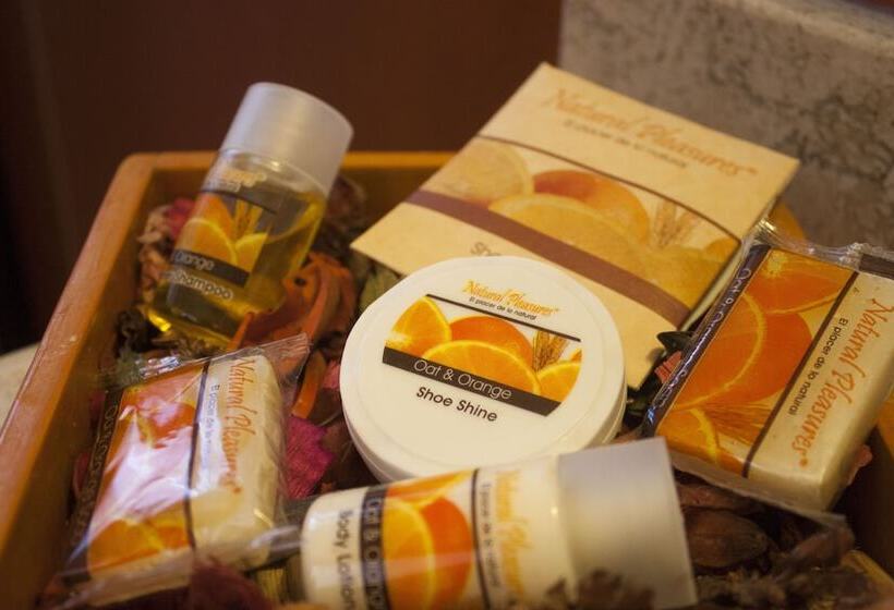 בית מלון כפרי Puerta Del Sol Guadalajara