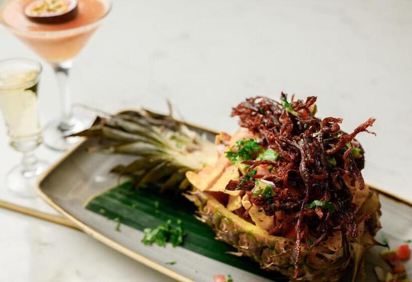 هتل Qawra Palace Resort & Spa