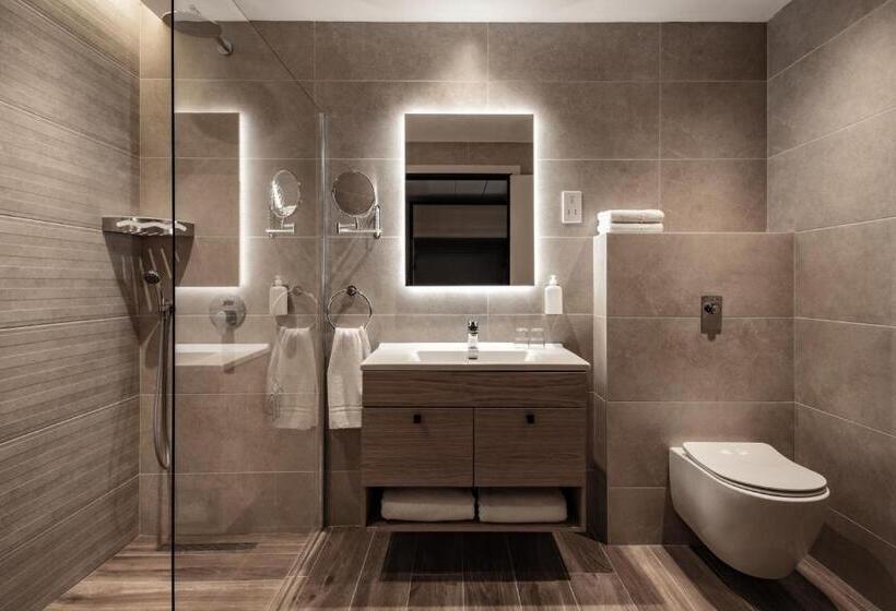 هتل Qawra Palace Resort & Spa