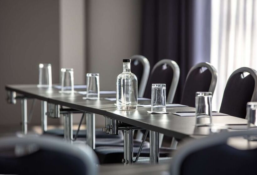 Radisson Blu Scandinavia Hotel, Oslo