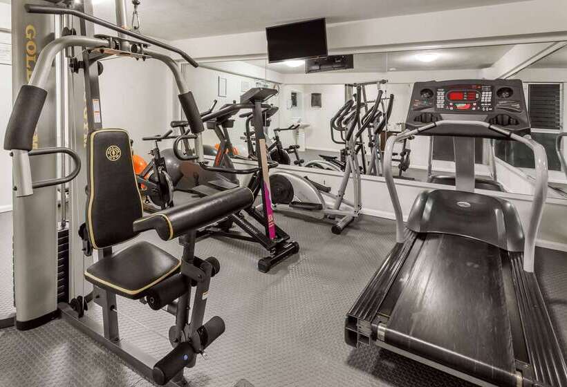 酒店 Ramada Plaza By Wyndham Leon