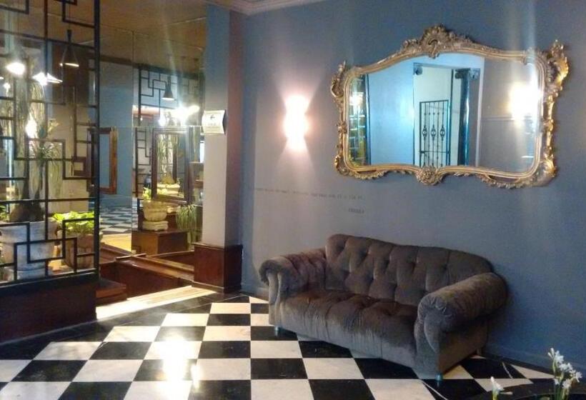 酒店 Ramada Plaza By Wyndham Leon