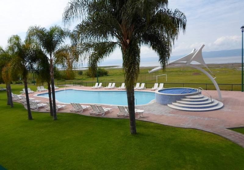 فندق Real De Chapala