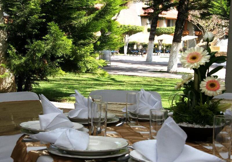 Отель Real De Minas Tradicional