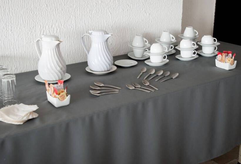 Отель San Francisco Centro Historico