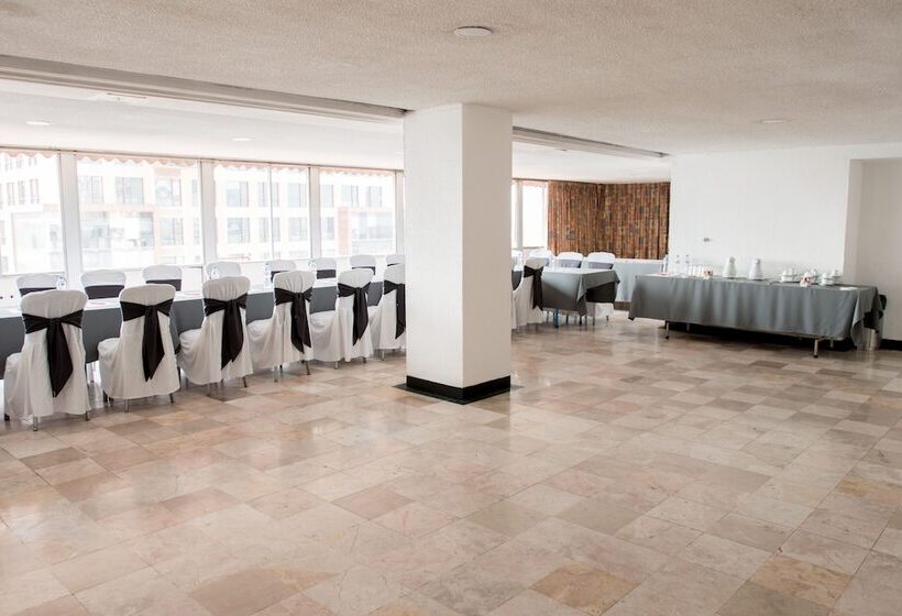 Отель San Francisco Centro Historico