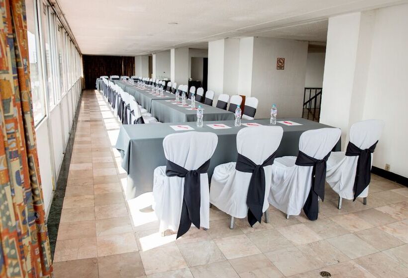 Отель San Francisco Centro Historico