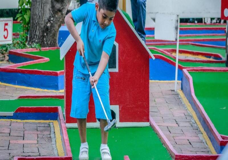 Sands Acapulco Hotel & Bungalows