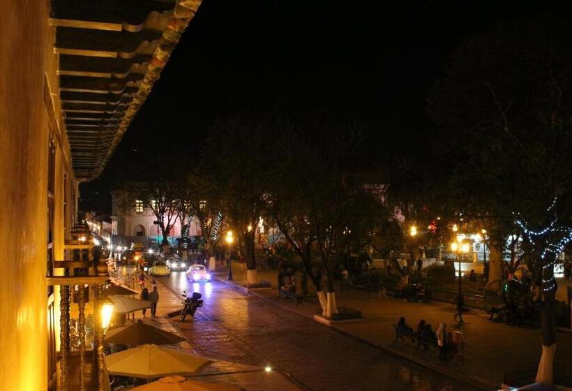 ホテル Santa Clara