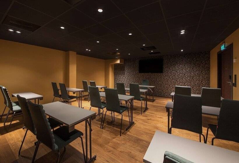 هتل Scandic Helsfyr