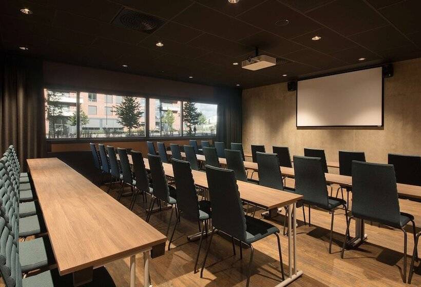 هتل Scandic Helsfyr