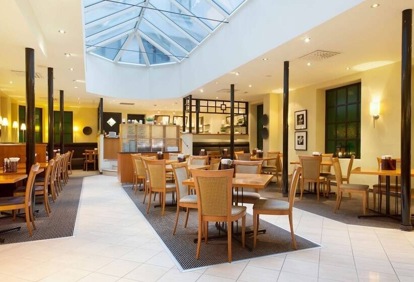 Отель Scandic Holberg