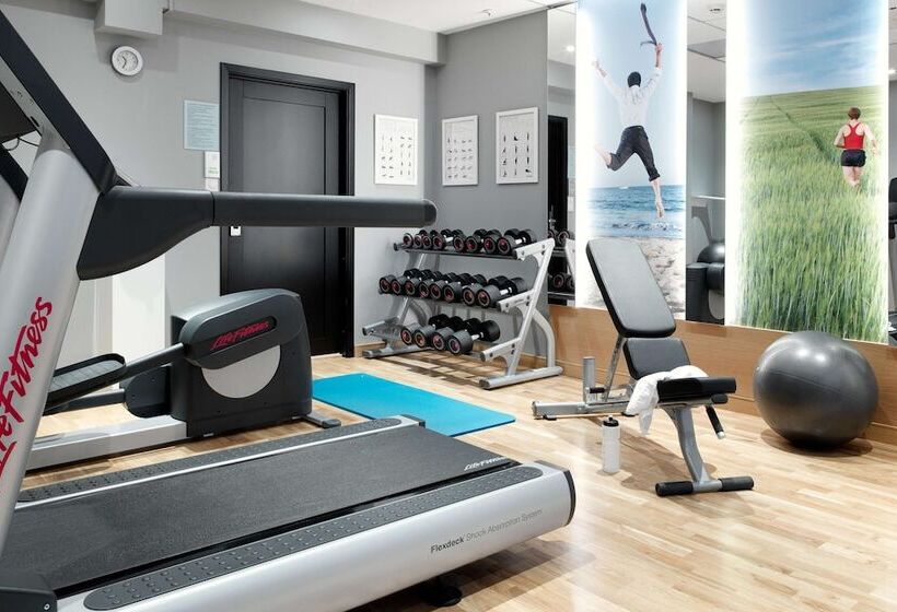 Отель Scandic Holberg