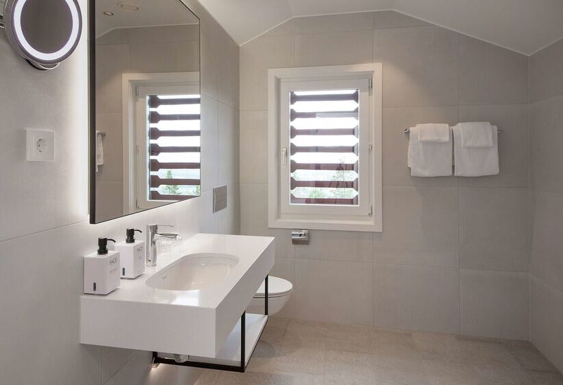 Отель Scandic Holmenkollen Park