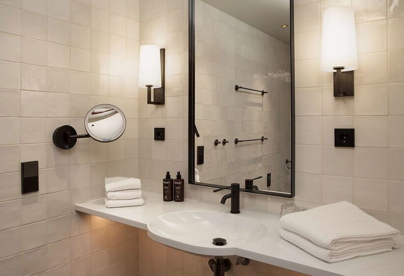 Отель Scandic Holmenkollen Park