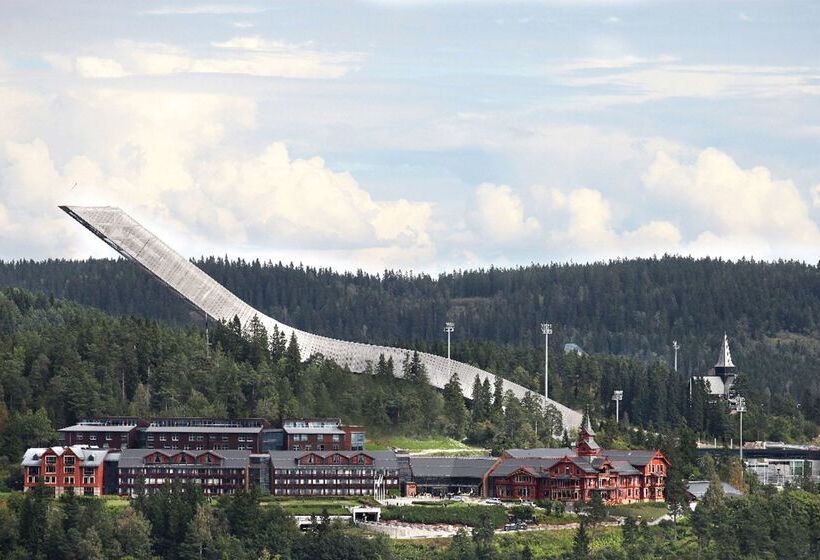 Отель Scandic Holmenkollen Park
