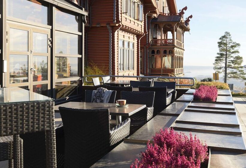 Отель Scandic Holmenkollen Park