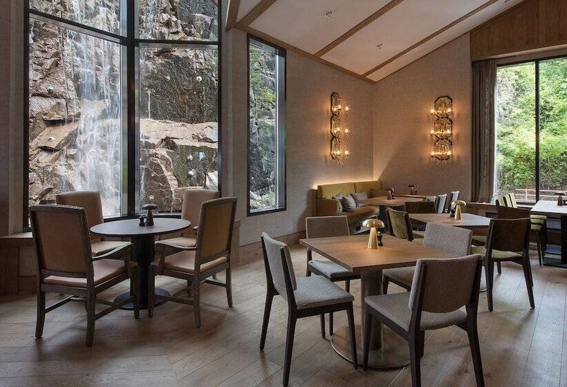 Отель Scandic Holmenkollen Park